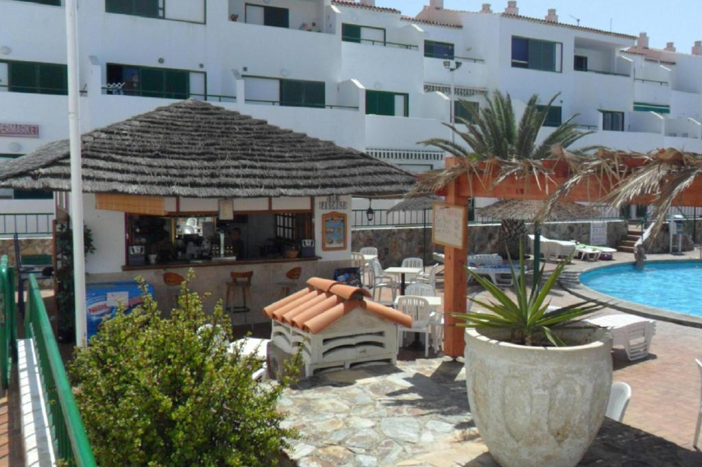 Apartamentos Alondras Park Costa Del Silencio Bagian luar foto