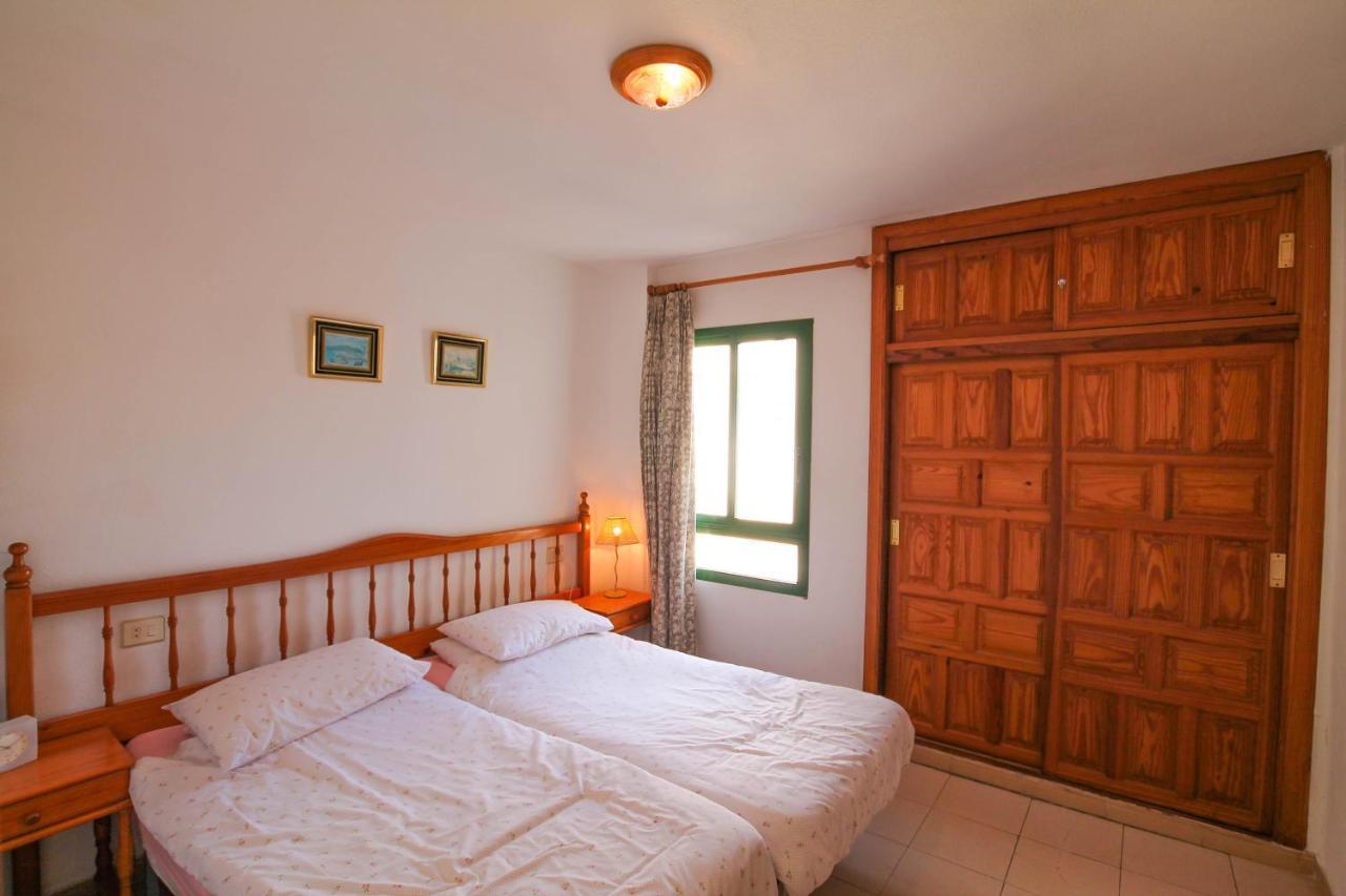 Apartamentos Alondras Park Costa Del Silencio Bagian luar foto