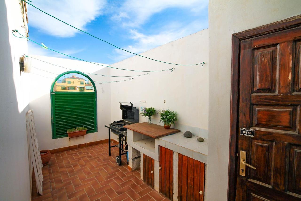 Apartamentos Alondras Park Costa Del Silencio Bagian luar foto